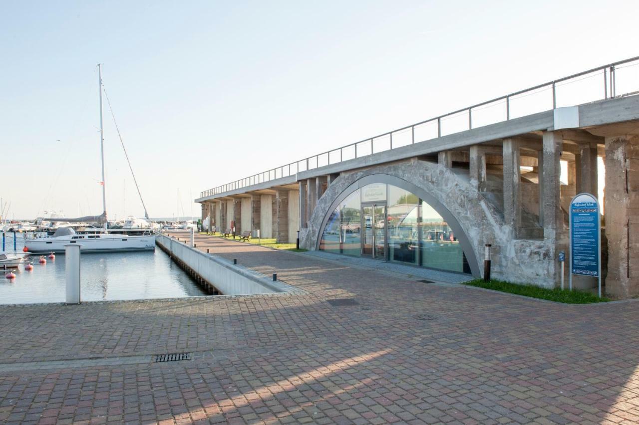 Inselquartett - Fewo Hiddensee Apartment Wiek auf Rugen Bagian luar foto